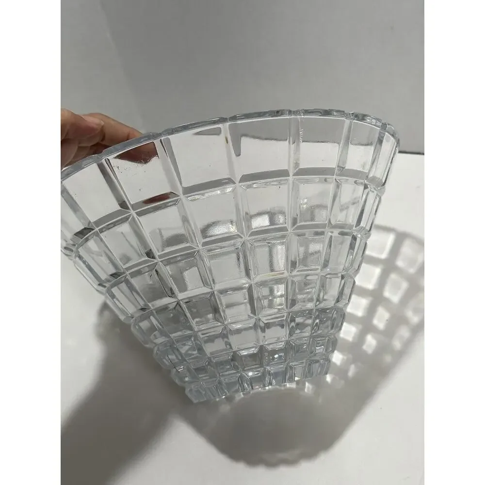 RARE Mikasa ATRIUM 11 inch Faceted Cubist Style Crystal Centerpiece Bowl W Label